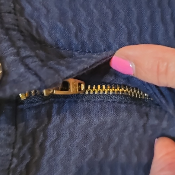 Lilly Pulitzer "The Callahan" True Navy Lobster Patch Shorts - Picture 5 of 10